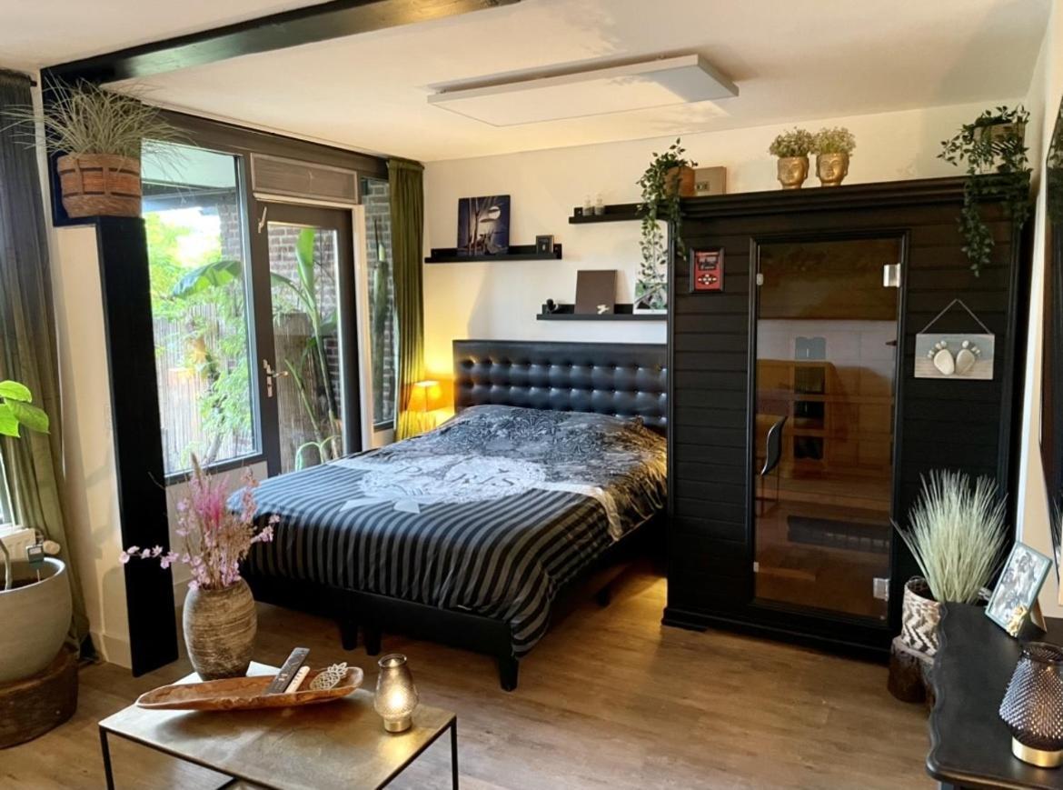 Jungle Stay In A Hidden Paradise Zwijndrecht Bagian luar foto