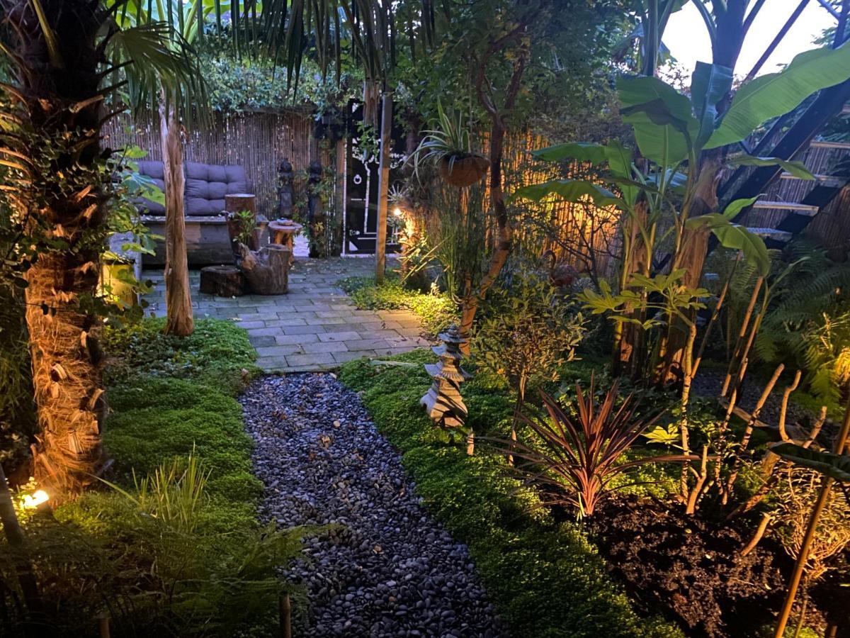 Jungle Stay In A Hidden Paradise Zwijndrecht Bagian luar foto